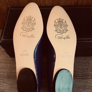 Pappagallo Shoes - Pair of Pappagallo Women’s Flats Pappagallo Shoes - Pair of Pappagallo Women’s Flats